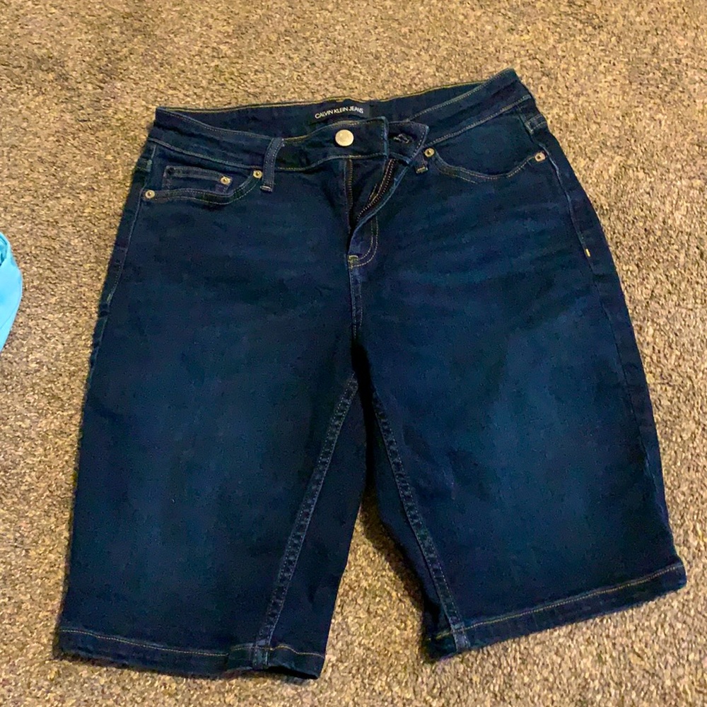 Brand new Calvin Klein jean shorts women’s size 6.